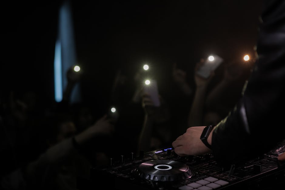 Guia Prático para Explorar e Encontrar Artistas Synthwave Dance nas Plataformas de Rádio Digital